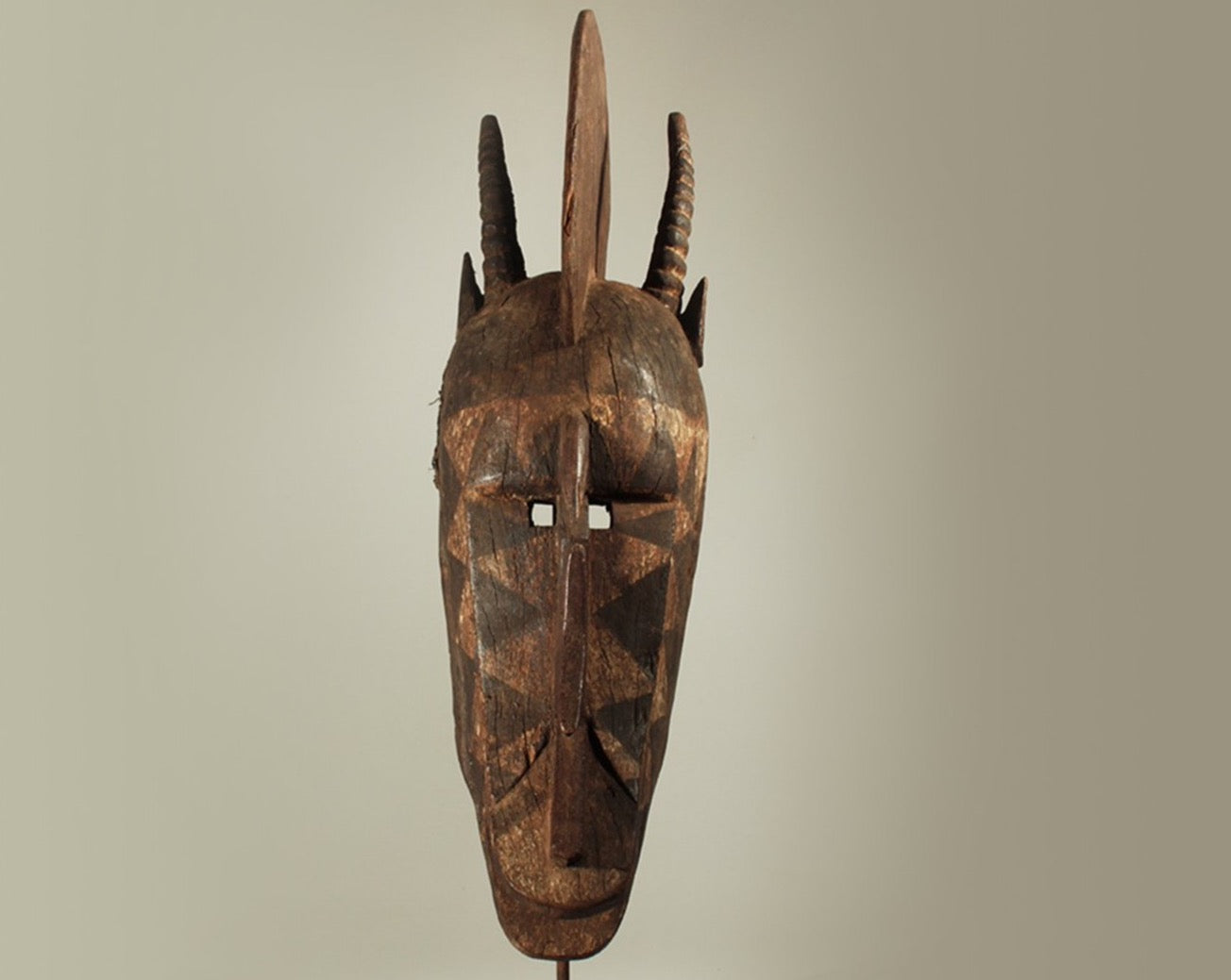 Vintage Nyanga Mask