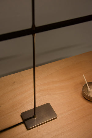 Animā Table Lamp