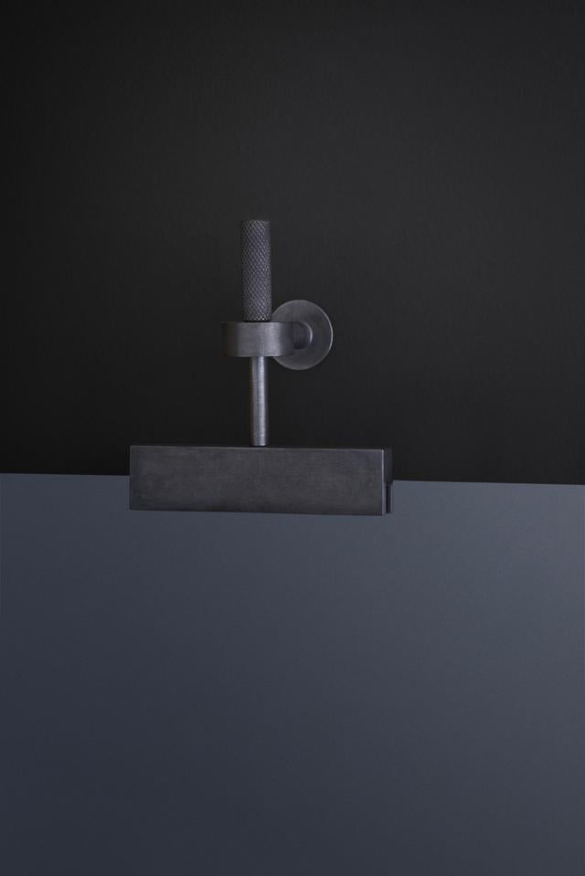 KBH Mirror