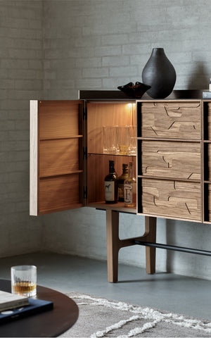 Paulo Drinks Cabinet